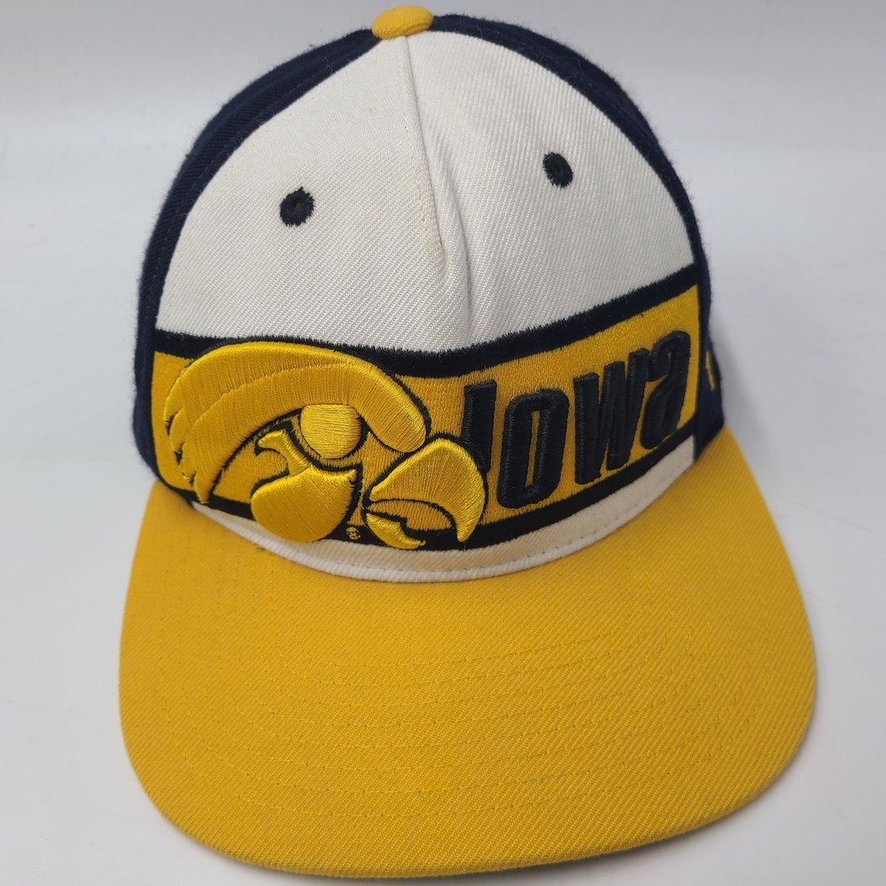 Iowa Hawkeyes Hat Strapback Zephyr White‎ Yellow Blue NCAA University Wool Blend